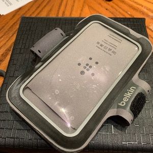Belkin workout band phone case